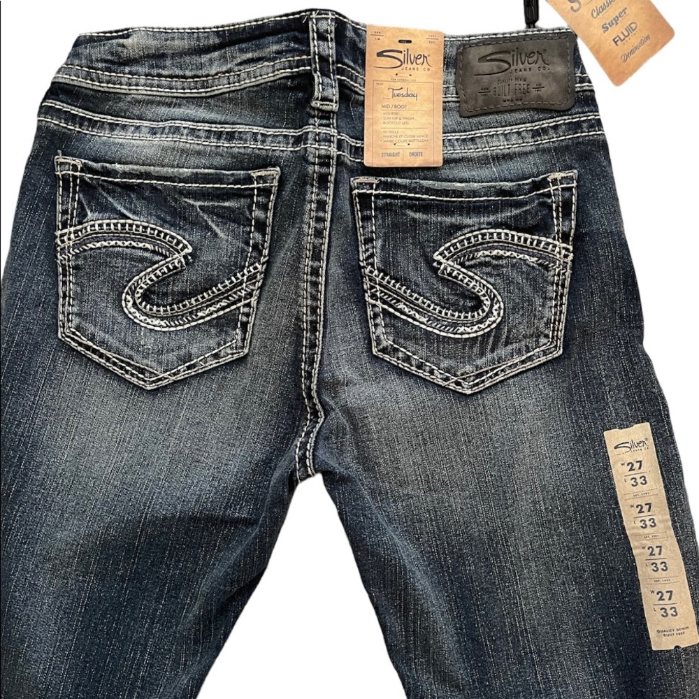 NWT Silver Jeans 27x33 Indigo.